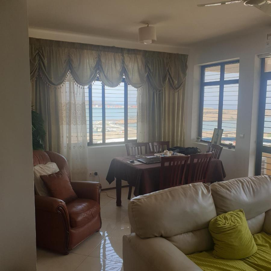 Secularis Capital 2 Apartment Прая Екстериор снимка